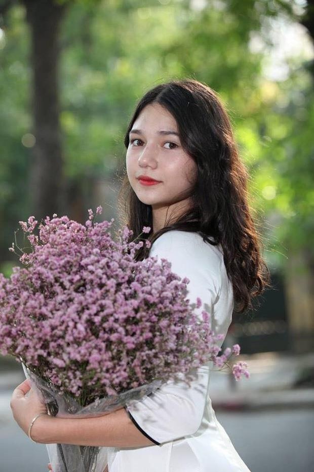 hot girl Phan Dinh Phung anh 10