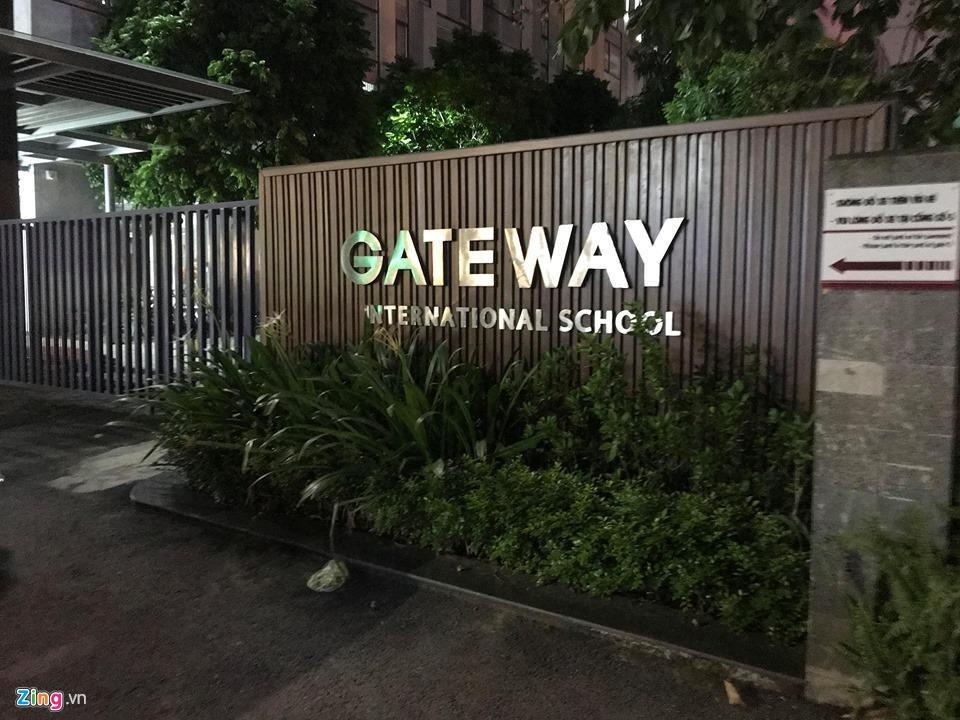 Bi phan ung, truong Gateway sua thong bao vu chet nguoi nhieu lan hinh anh
