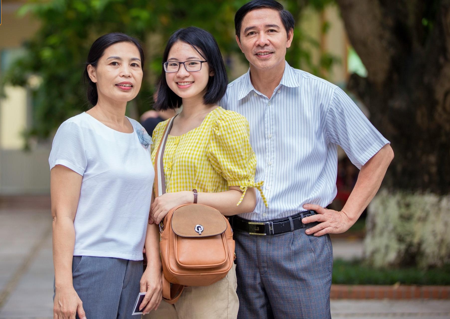 tan sinh vien nhap hoc anh 6