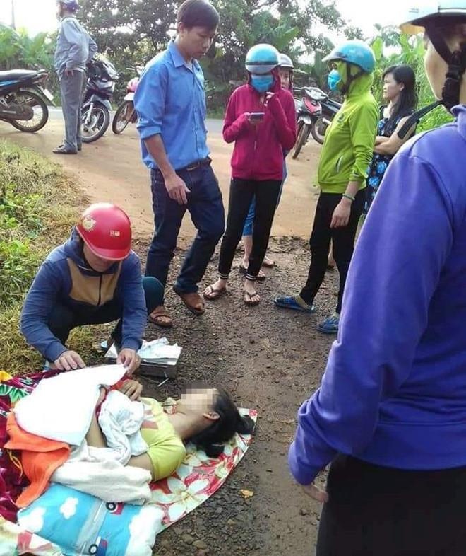 tai xe bo roi san phu giua duong anh 1