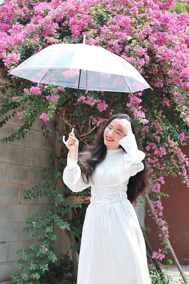 nu giang vien bi nham la sinh vien anh 3