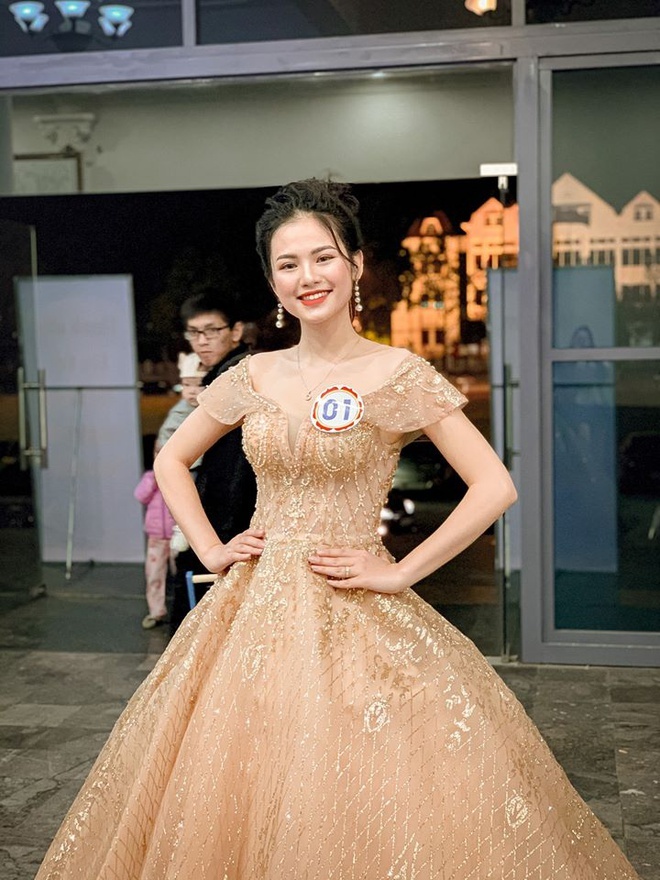 hoa khôi 10X ảnh 4 hoa khoi 10X anh 4