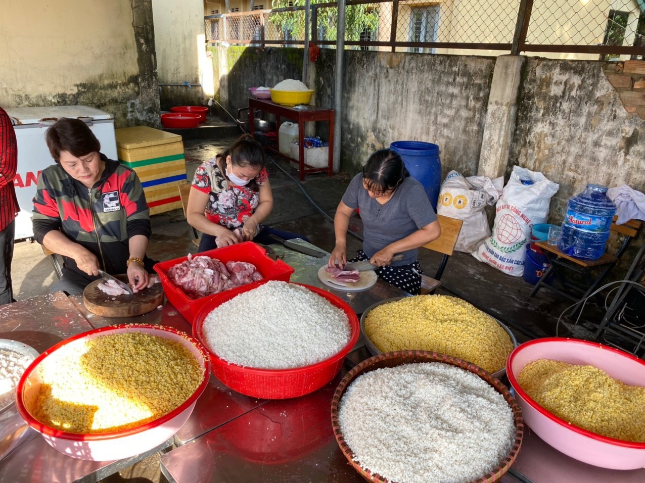 goi banh tet ung ho mien trung anh 2