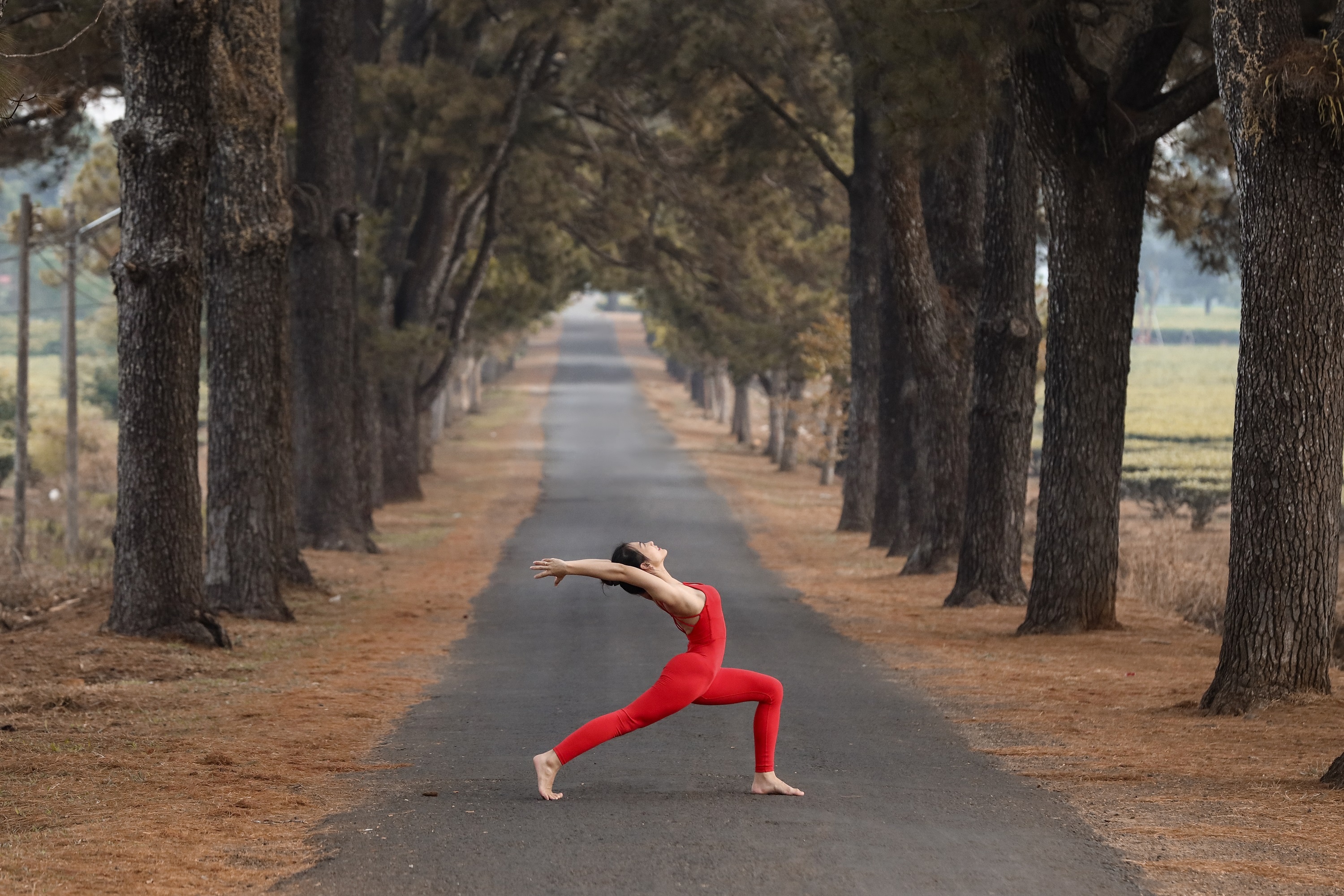 co gai tap yoga anh 1