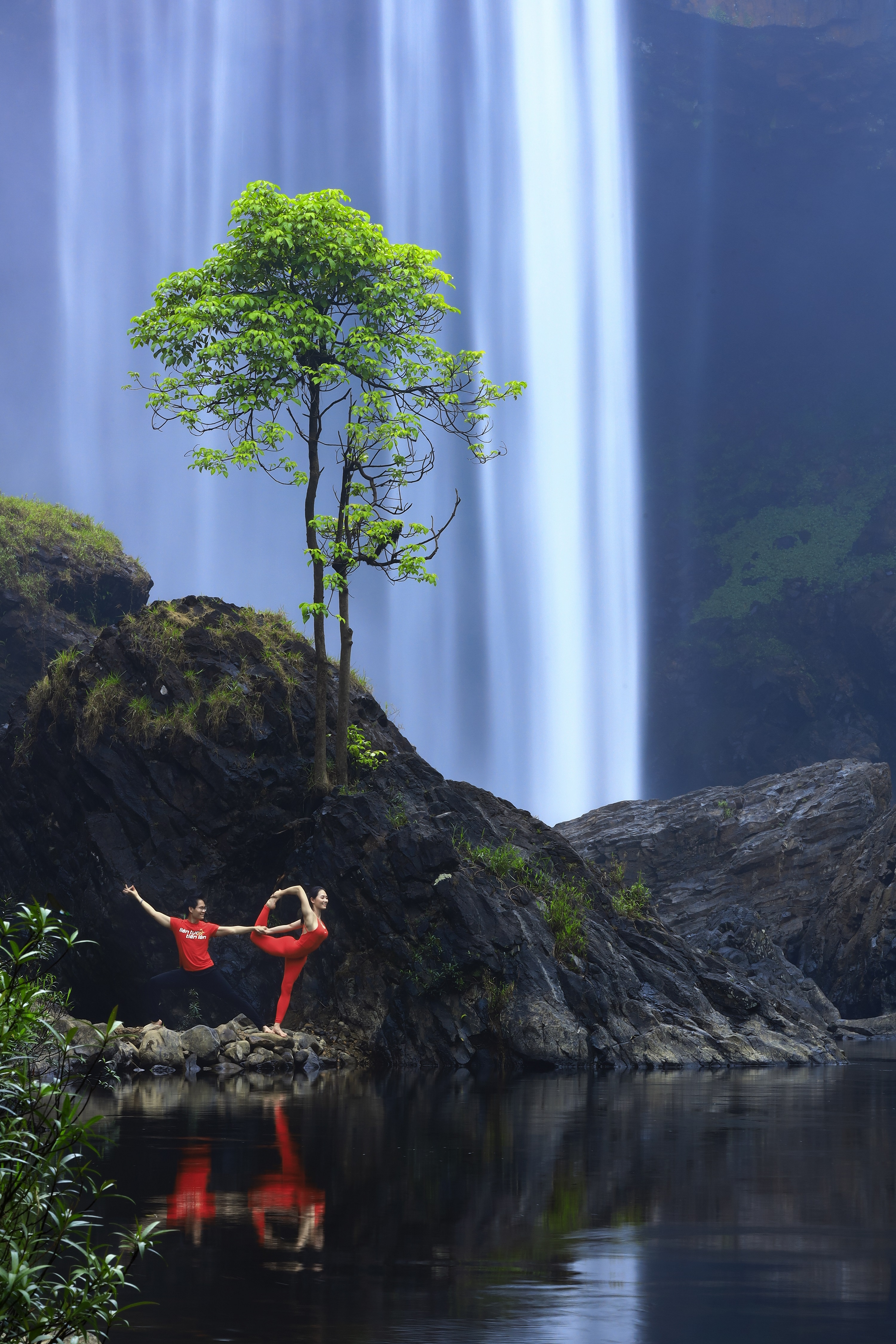 co gai tap yoga anh 5