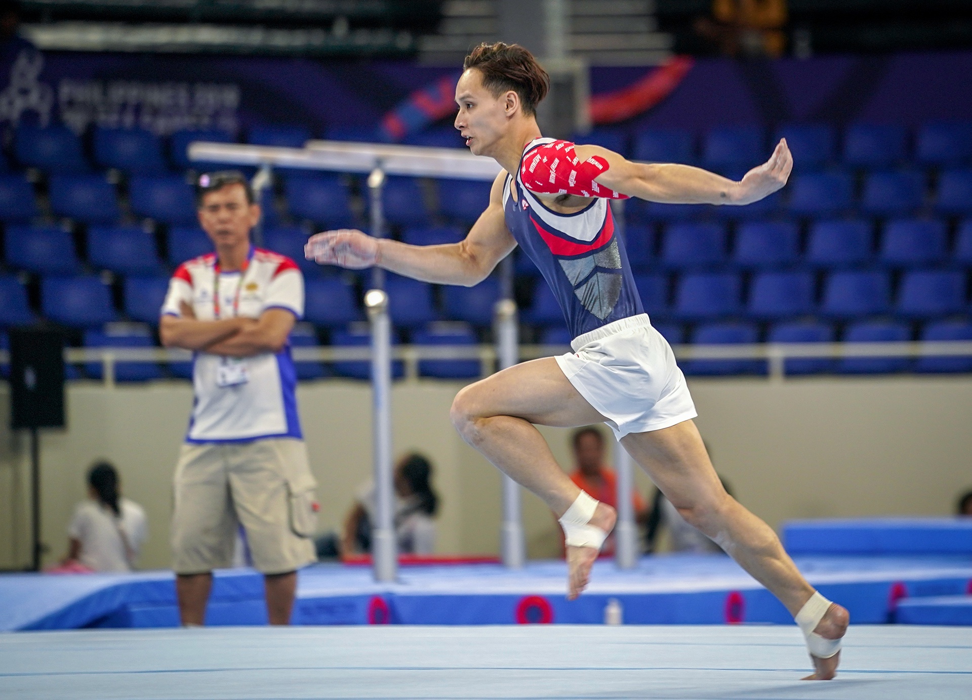 Đinh PHương Thành 2 HCV SEA Games ảnh 4 Dinh PHuong Thanh 2 HCV SEA Games anh 4