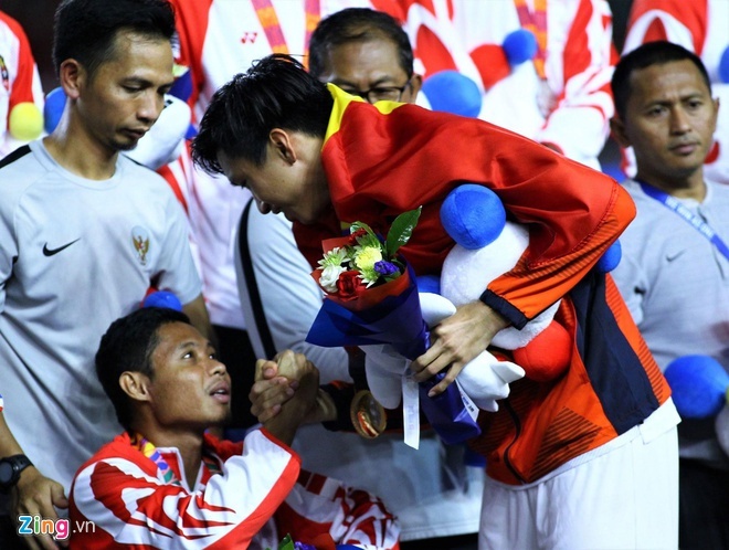 ban gai van hau anh 2