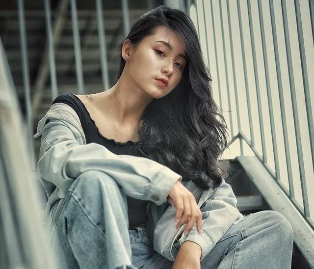 co gai noi tieng mang anh 10