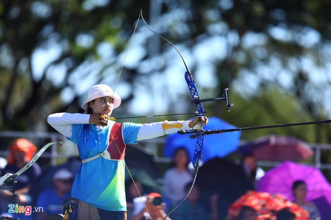 co gai noi tieng mang anh 1