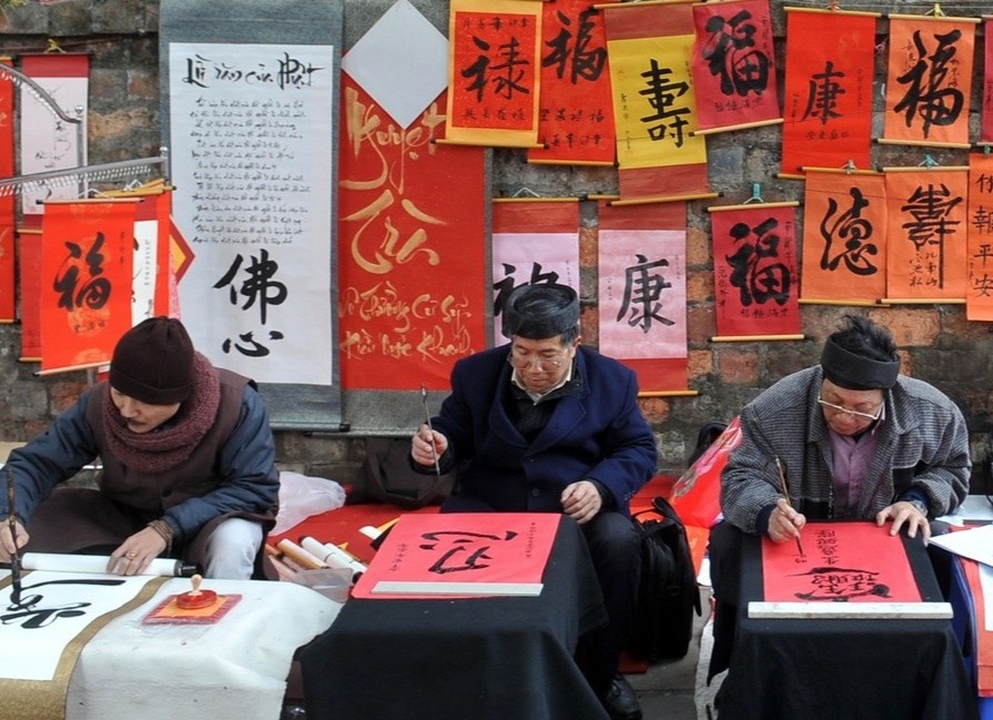 Xin chu gi ngay Tet de nam moi may man, hanh thong? hinh anh