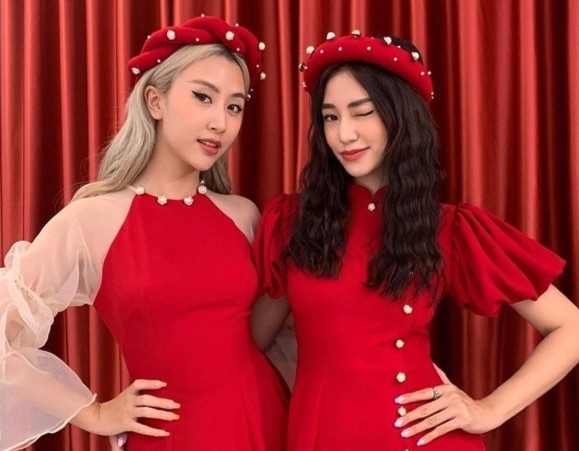 Hoi hot girl, rich kid khoe dien ao dai don Tet hinh anh