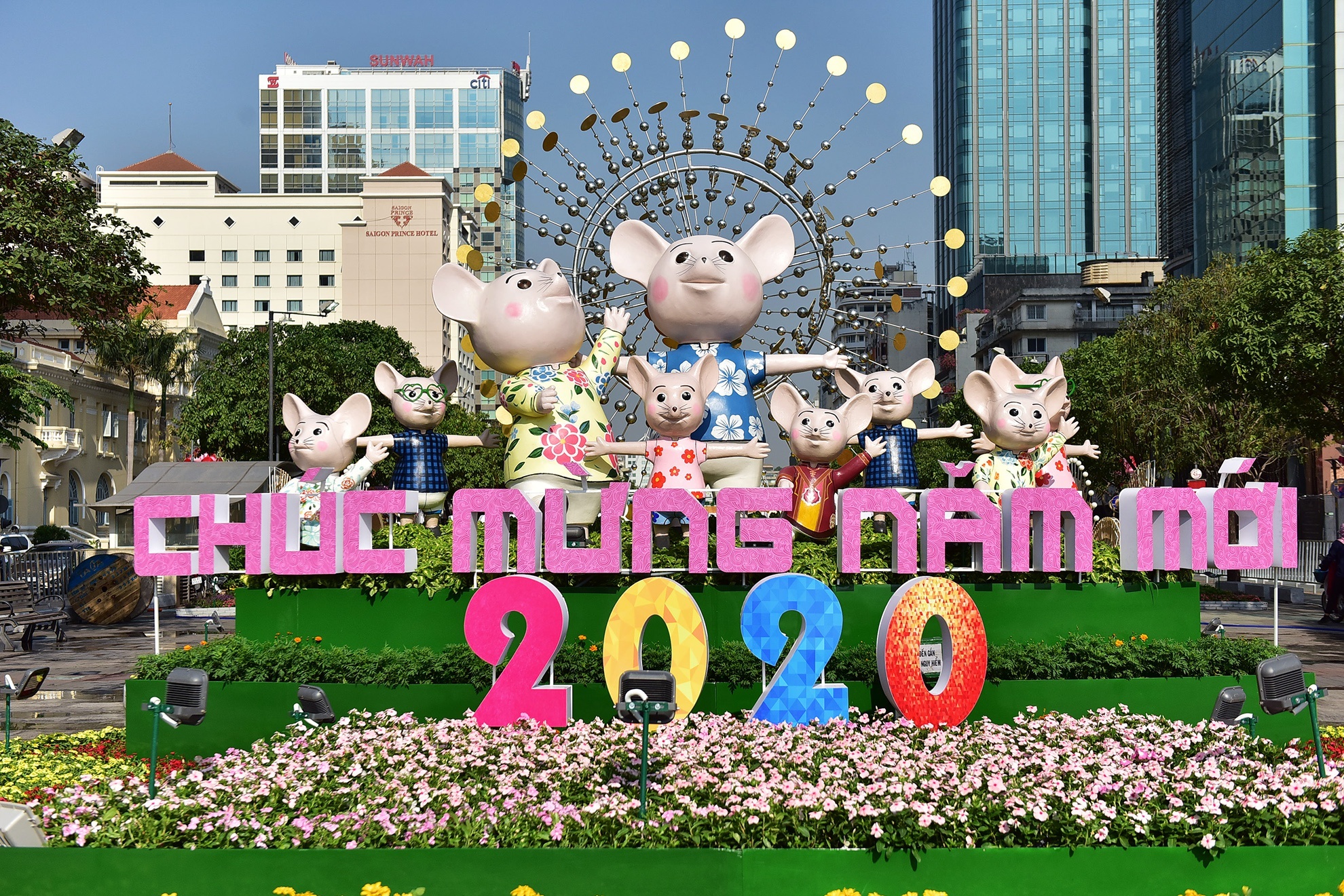 tuc le ngay tet anh 1