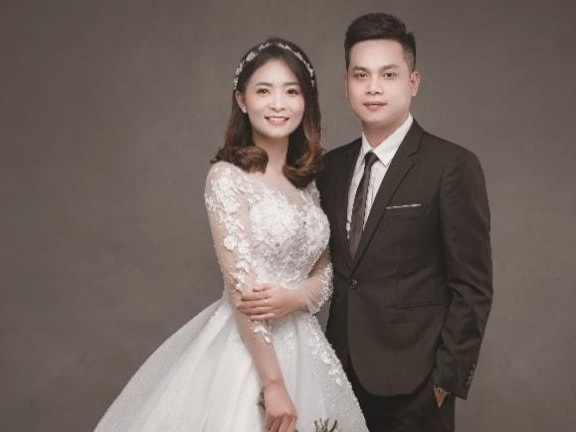Co dau chu re Nghe An hoan cuoi vi dich Covid-19 hinh anh