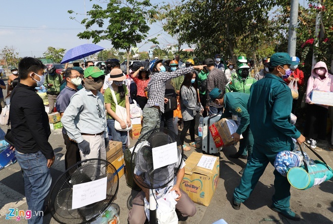 tiep te khu cach ly anh 2