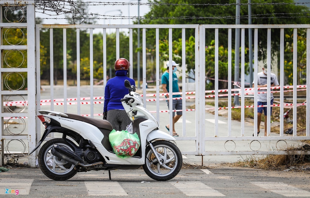 tiep te khu cach ly anh 1