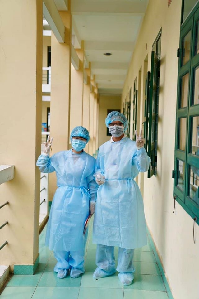 hinh anh can bo khu cach ly anh 11