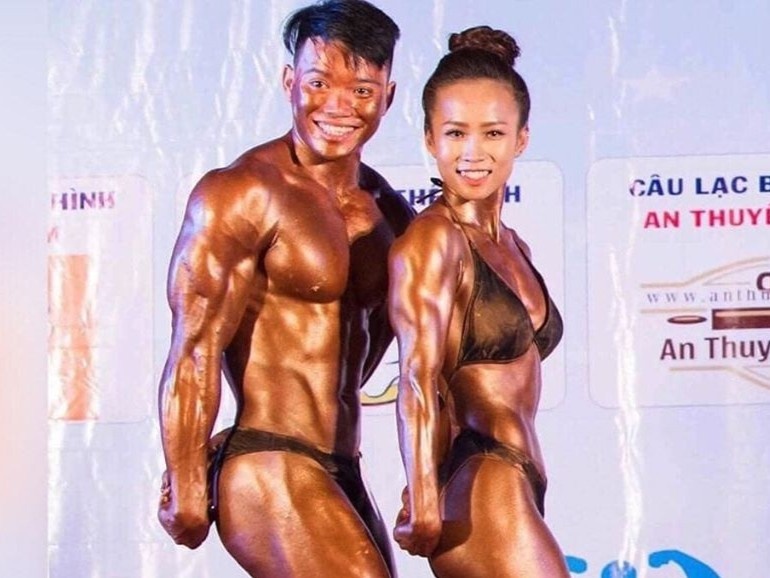 Yeu chang gymer, co gai luyen tap, cung chong tro thanh VDV the hinh hinh anh