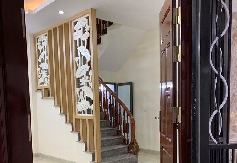 Uoc mo dung tien tiet kiem 17 nam xay nha cho nguoi vo gia cu hinh anh