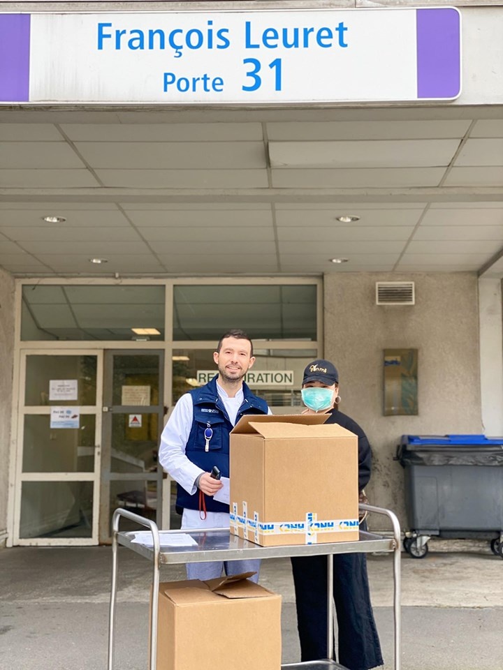 tặng bánh mì cho các bác sĩ ở Pháp ảnh 4 tang banh mi cho cac bac si o Phap anh 4