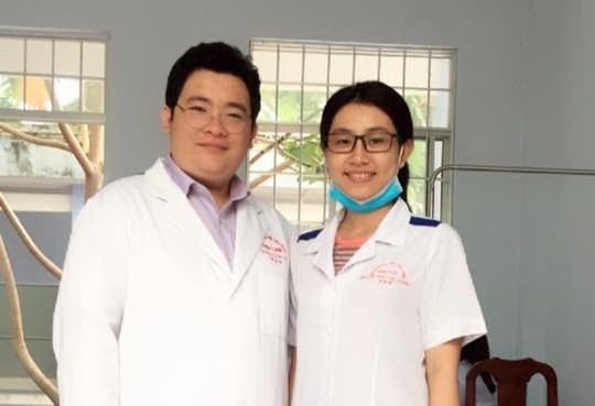Nam sinh truong y ve tranh giai phau co the song dong nhu that hinh anh