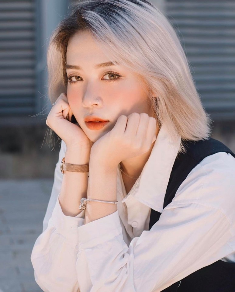 co gai hoa trang kinh di anh 10