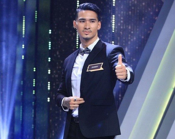 Chang Viet kieu Duc noi doi gioi tinh vi em trai trong Nguoi ay la ai hinh anh