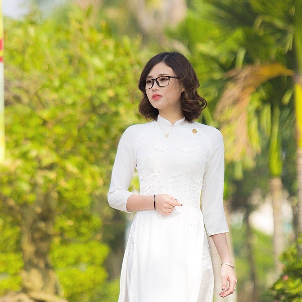 co giao xinh dep que Nghe An anh 5