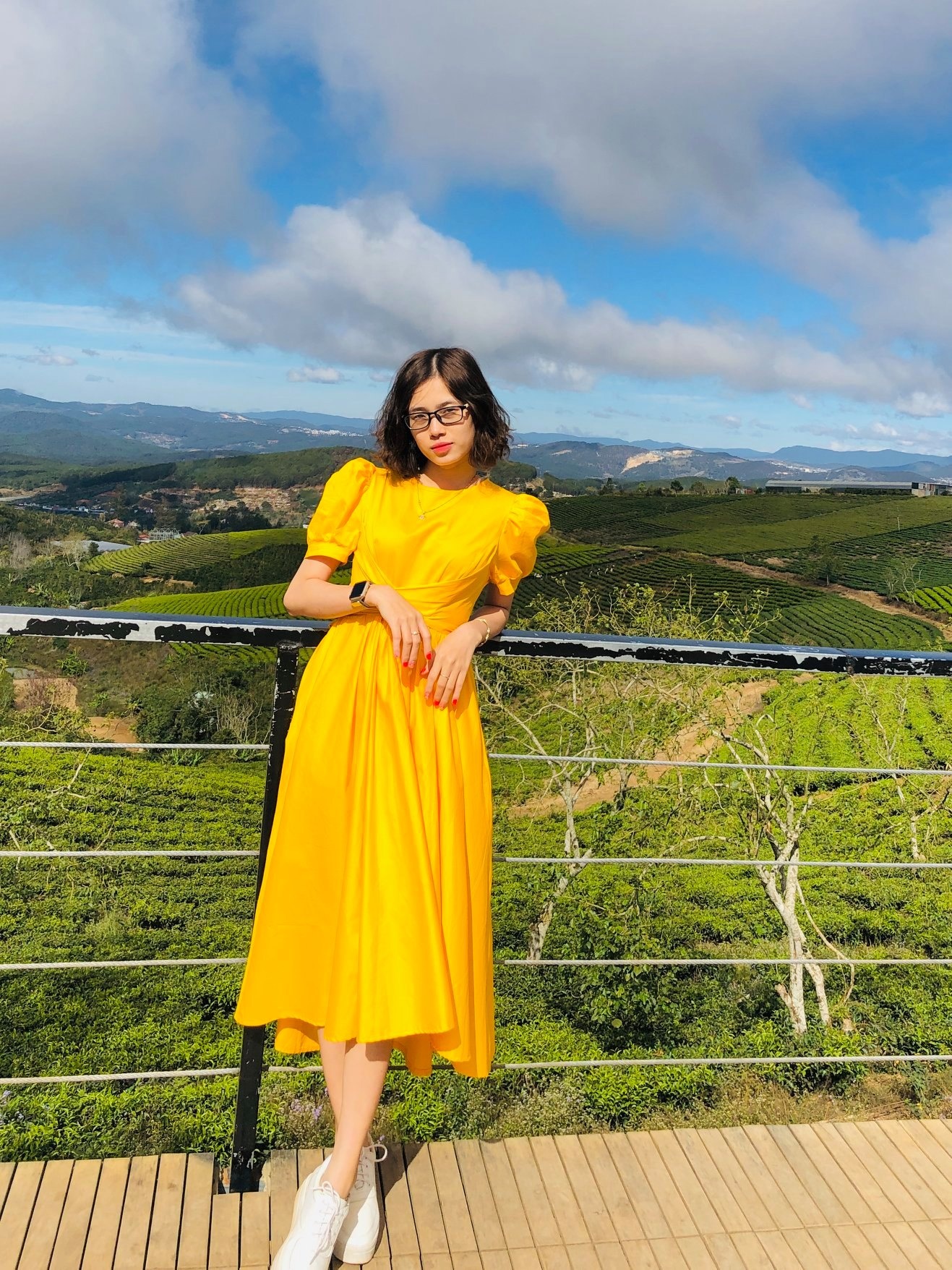 co giao xinh dep que Nghe An anh 6