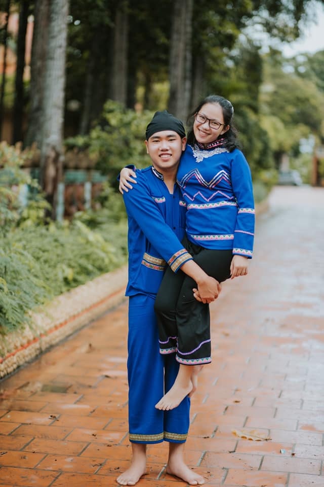 bo anh ky yeu trang phuc cac dan toc anh 3