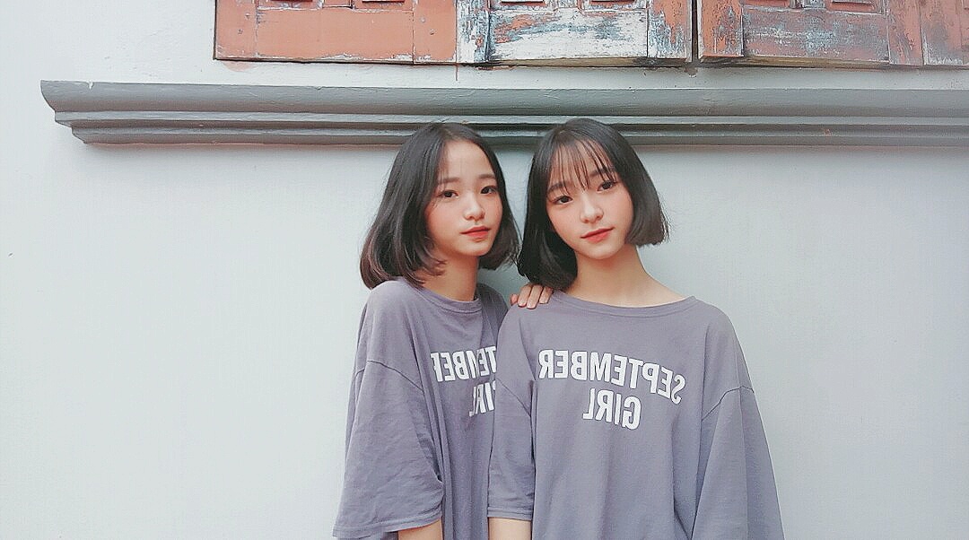 chi em song sinh cover anh 2