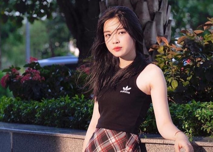 Nu sinh bao chi tung lot chung ket Hoa hau The gioi Viet Nam 2019 hinh anh