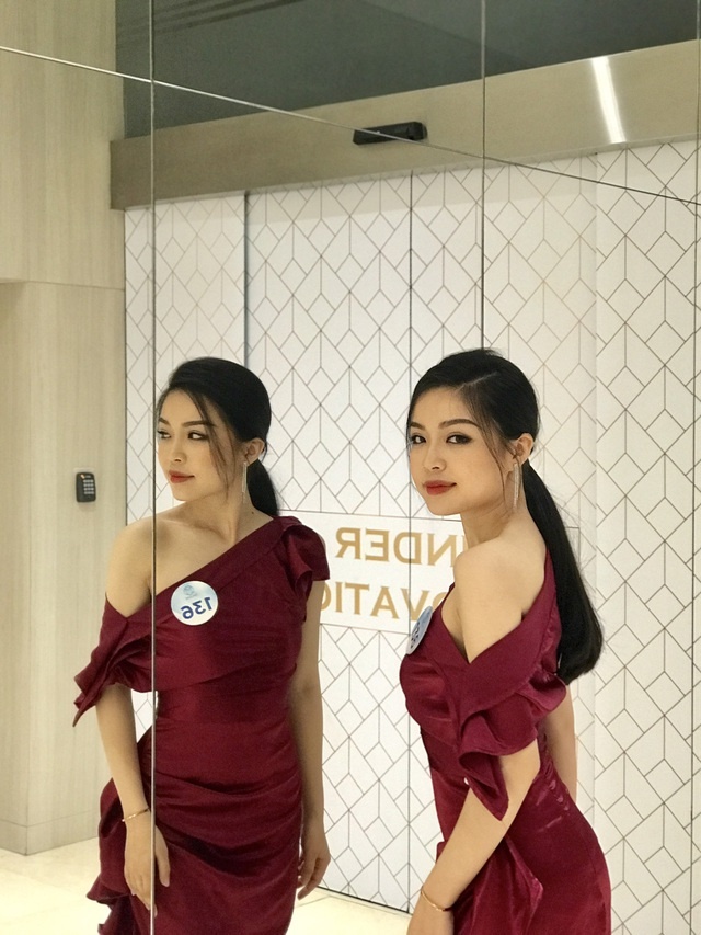 nu sinh bao chi tung thi hoa hau anh 6