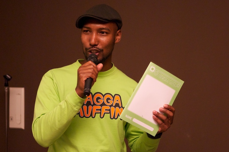 phan biet doi xu voi con lai anh 2