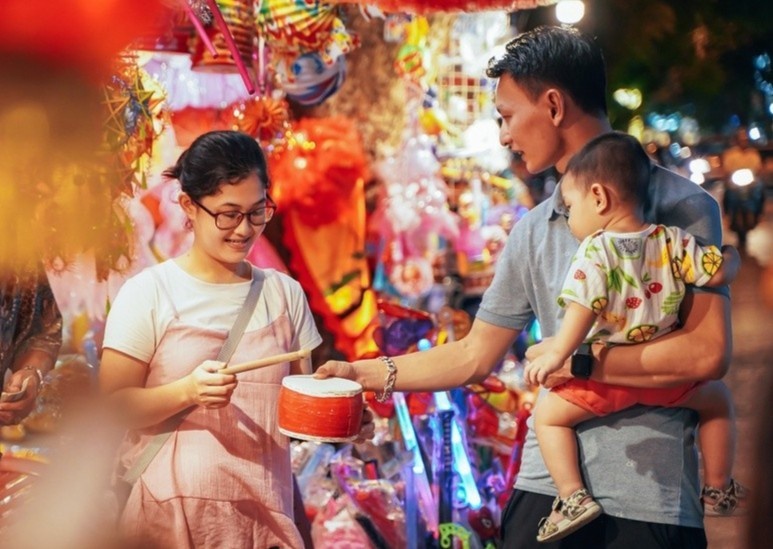 Nguon goc, y nghia cua trong boi, den ong sao, tien si giay hinh anh
