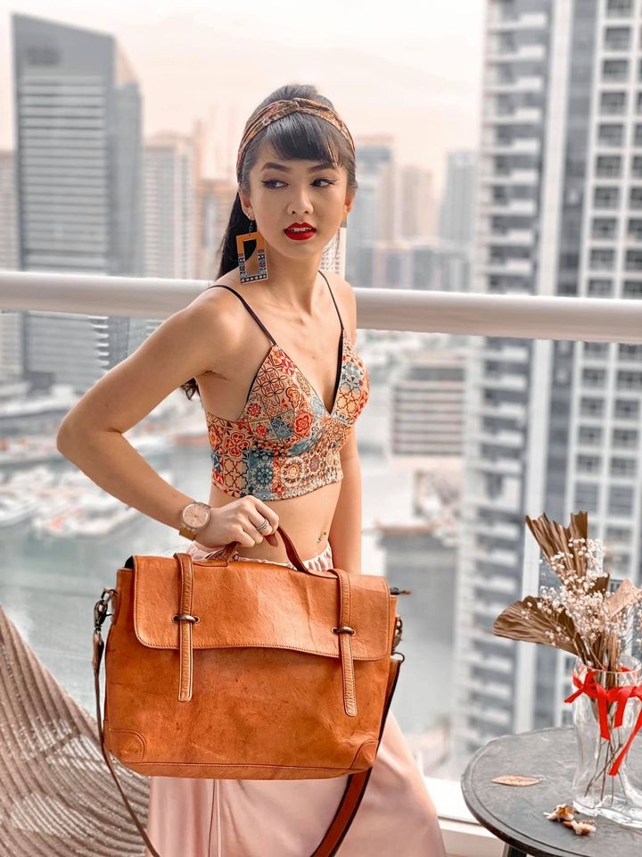 nu tiep vien hang khong anh 4