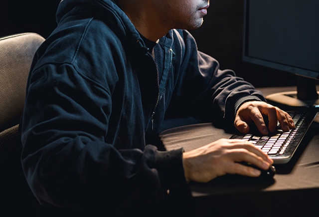 Hang loat nhom chat doi truy, au dam o Malaysia hinh anh