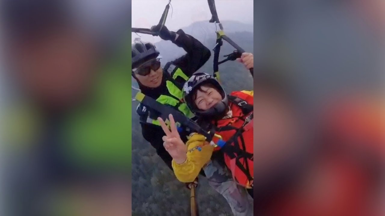 Co gai liet nua nguoi lan dau duoc bay luon tren bau troi hinh anh