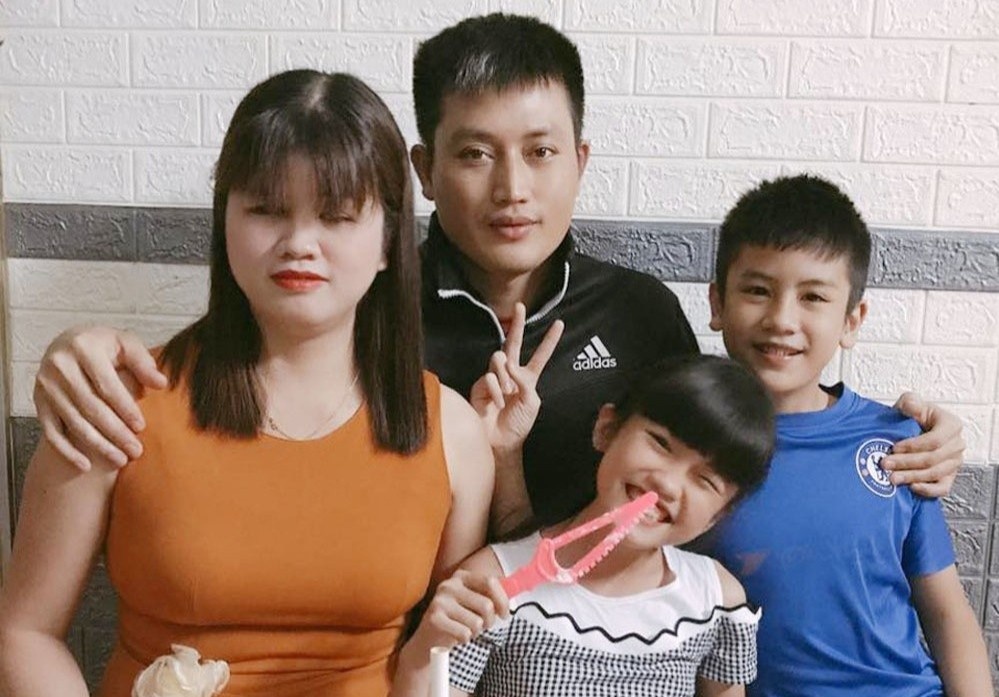 Chong la doi mat, doi tay, doi chan cua nguoi vo khiem thi hinh anh