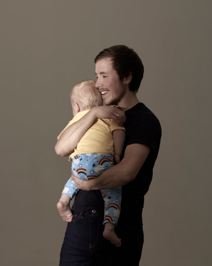 nguoi chuyen gioi nam sinh con anh 2