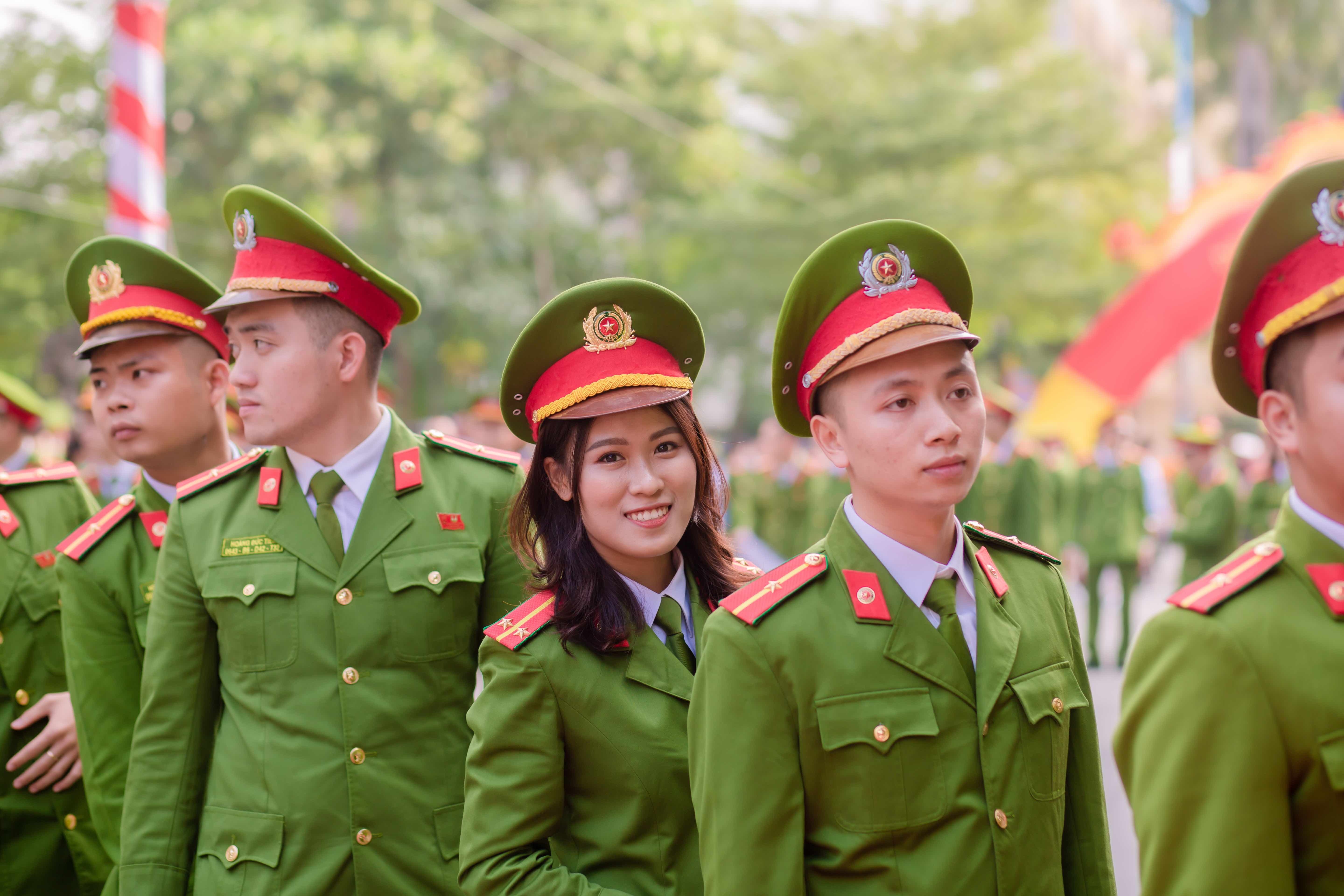 thu khoa dau ra hoc vien canh sat anh 1