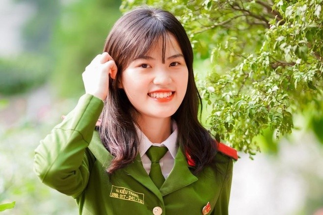 4 bong hong xinh dep, tai nang cua HV Canh sat nhan dan hinh anh