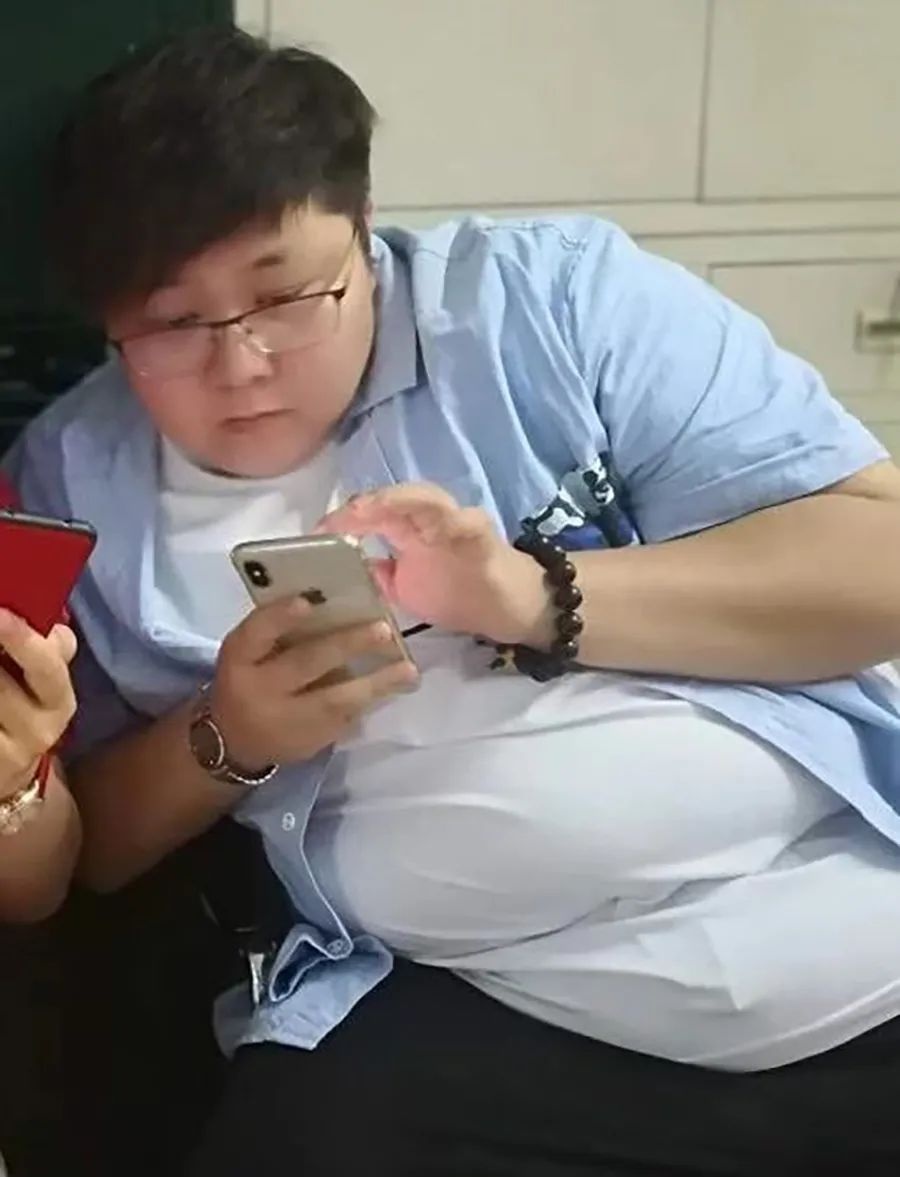 cô gái cắt dạ dày để giảm cân  ảnh 1 co gai cat da day de giam can anh 1