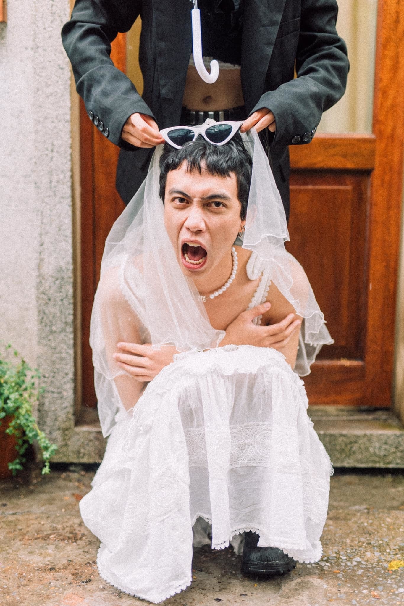 bo anh cuoi hoan doi gioi tinh anh 9