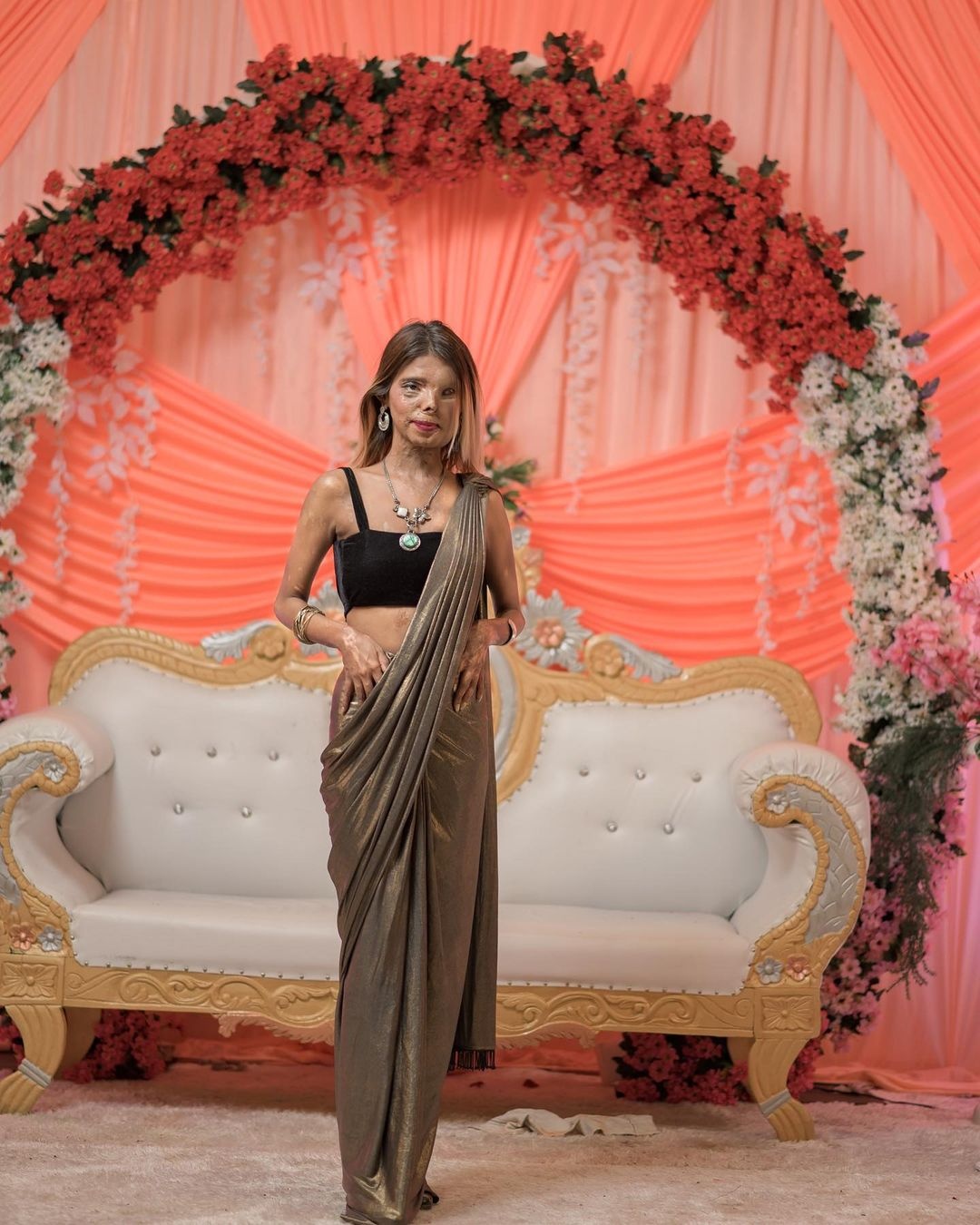 nữ người mẫu bị cha tạt axit ảnh 3 nu nguoi mau bi cha tat axit anh 3