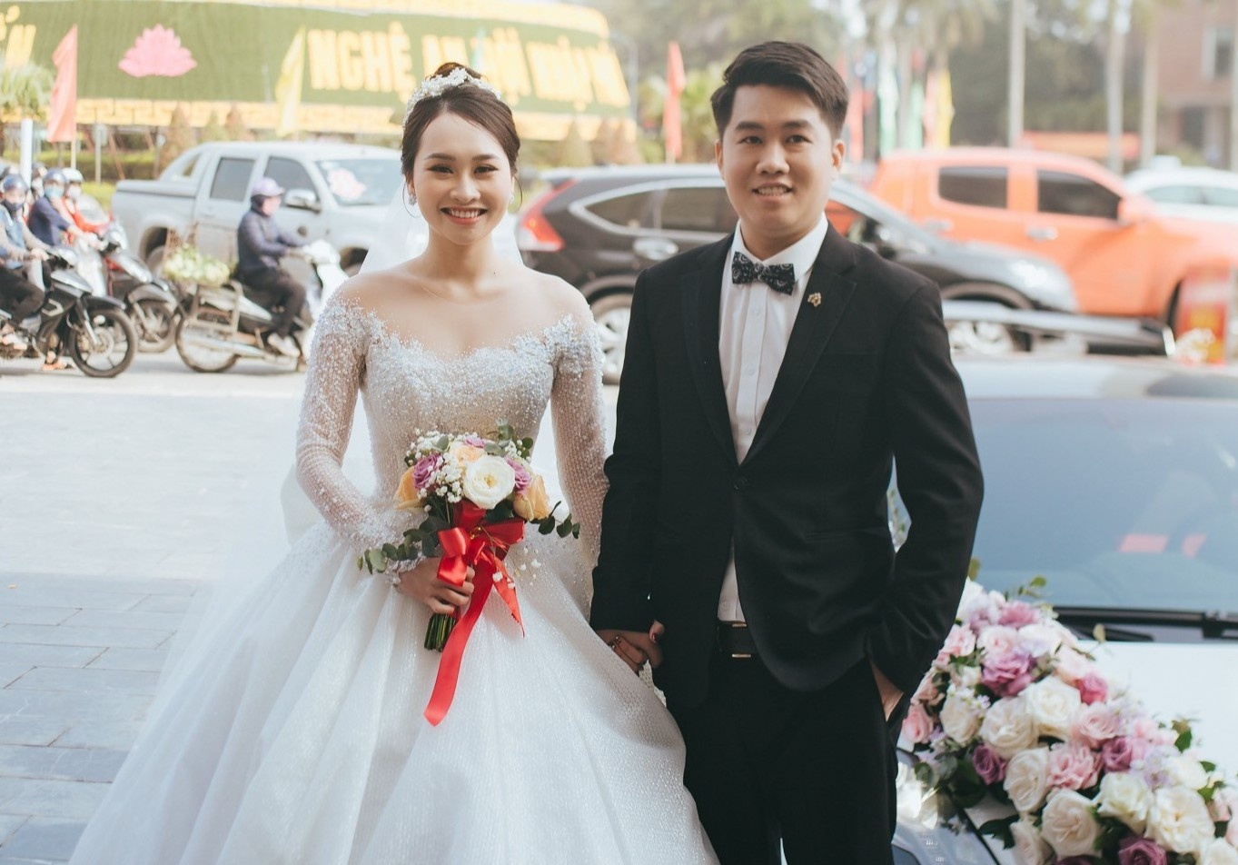 Dam ruoc dau bang sieu xe cua a khoi DH Kinh te Quoc dan hinh anh