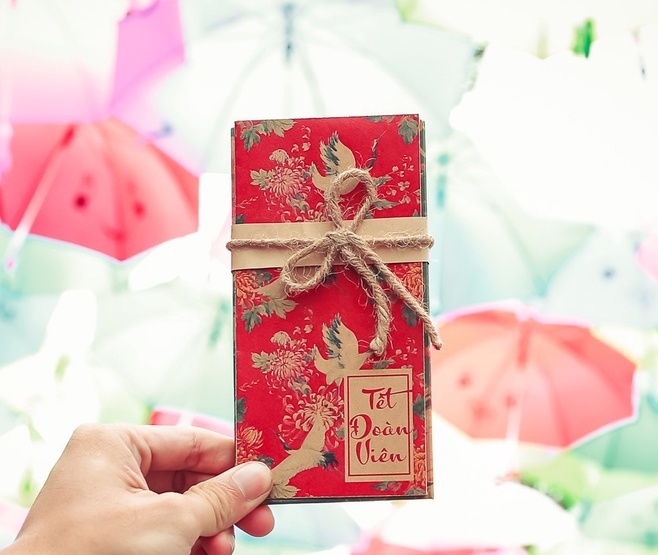 tai sao lai li xi ngay tet anh 2