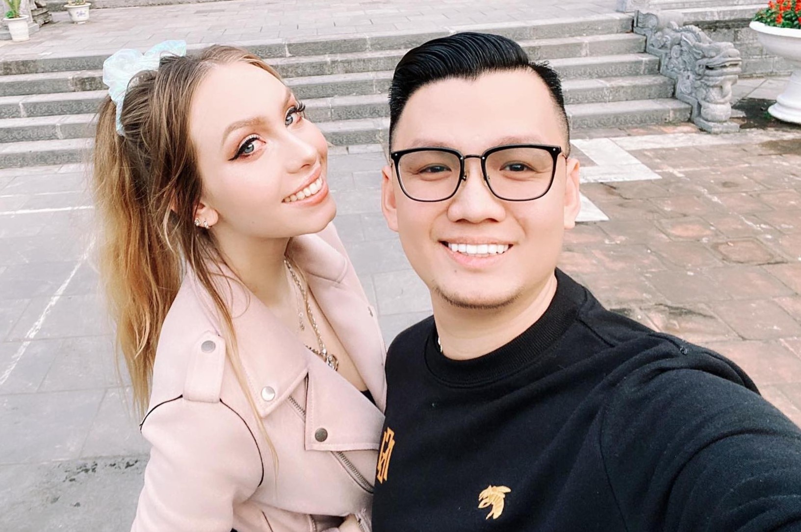 Co gai Phap toi Viet Nam tim lai ban trai nam xua hinh anh