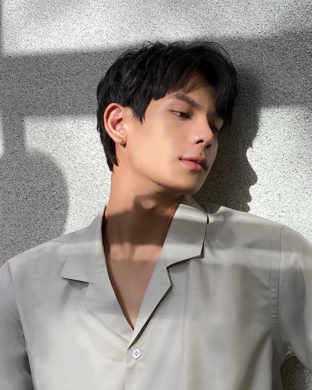 nam sinh dien trai truong luat anh 8