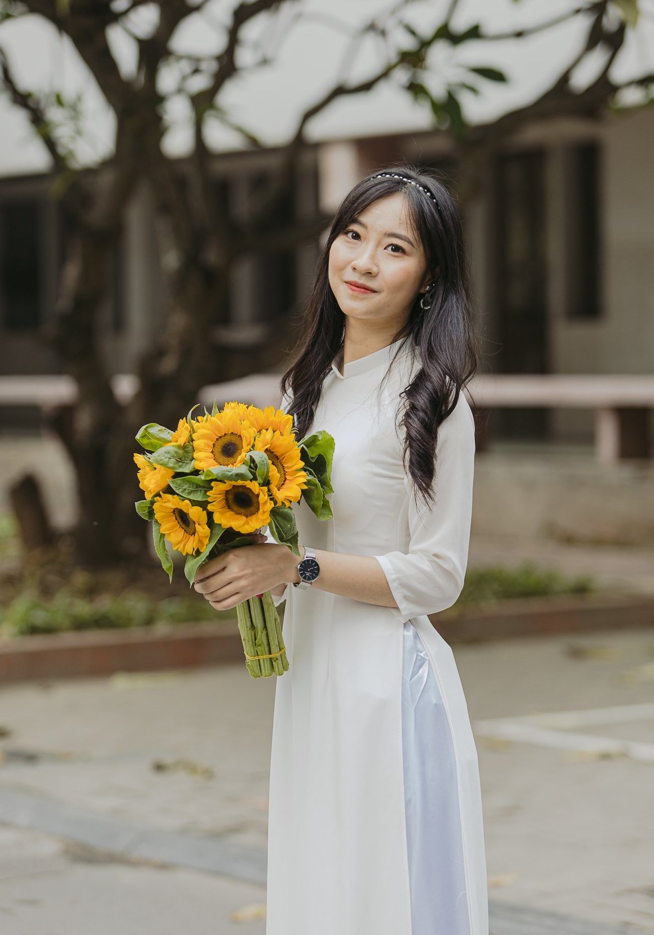 thu khoa dau ra dh xay dung anh 6