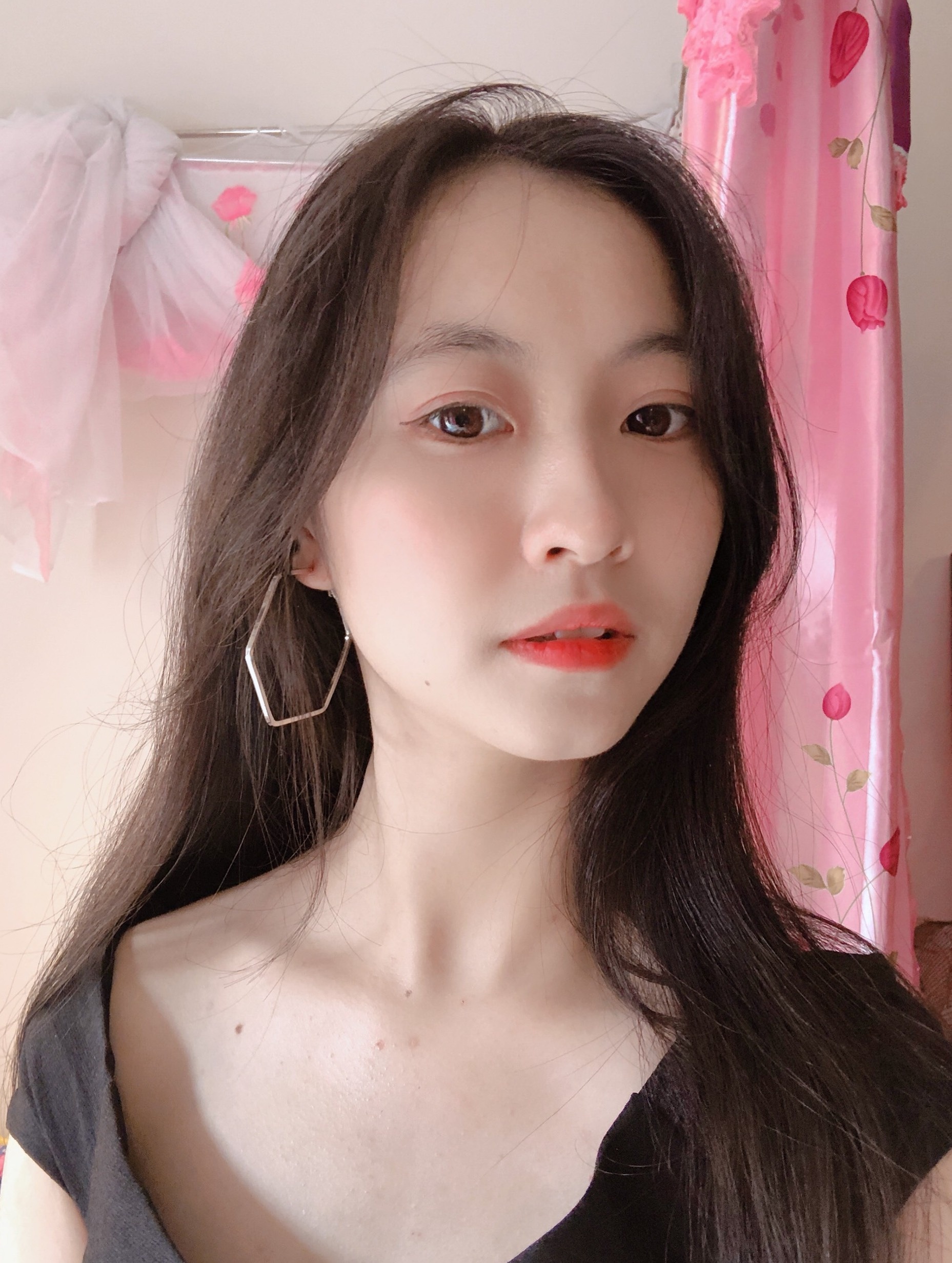 thu khoa dau ra dh xay dung anh 8